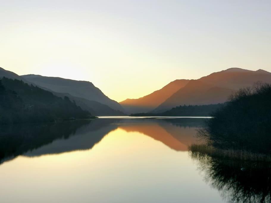 Perfect For Snowdon. Groups, Families+Dogs Welcome Llanberis Dış mekan fotoğraf